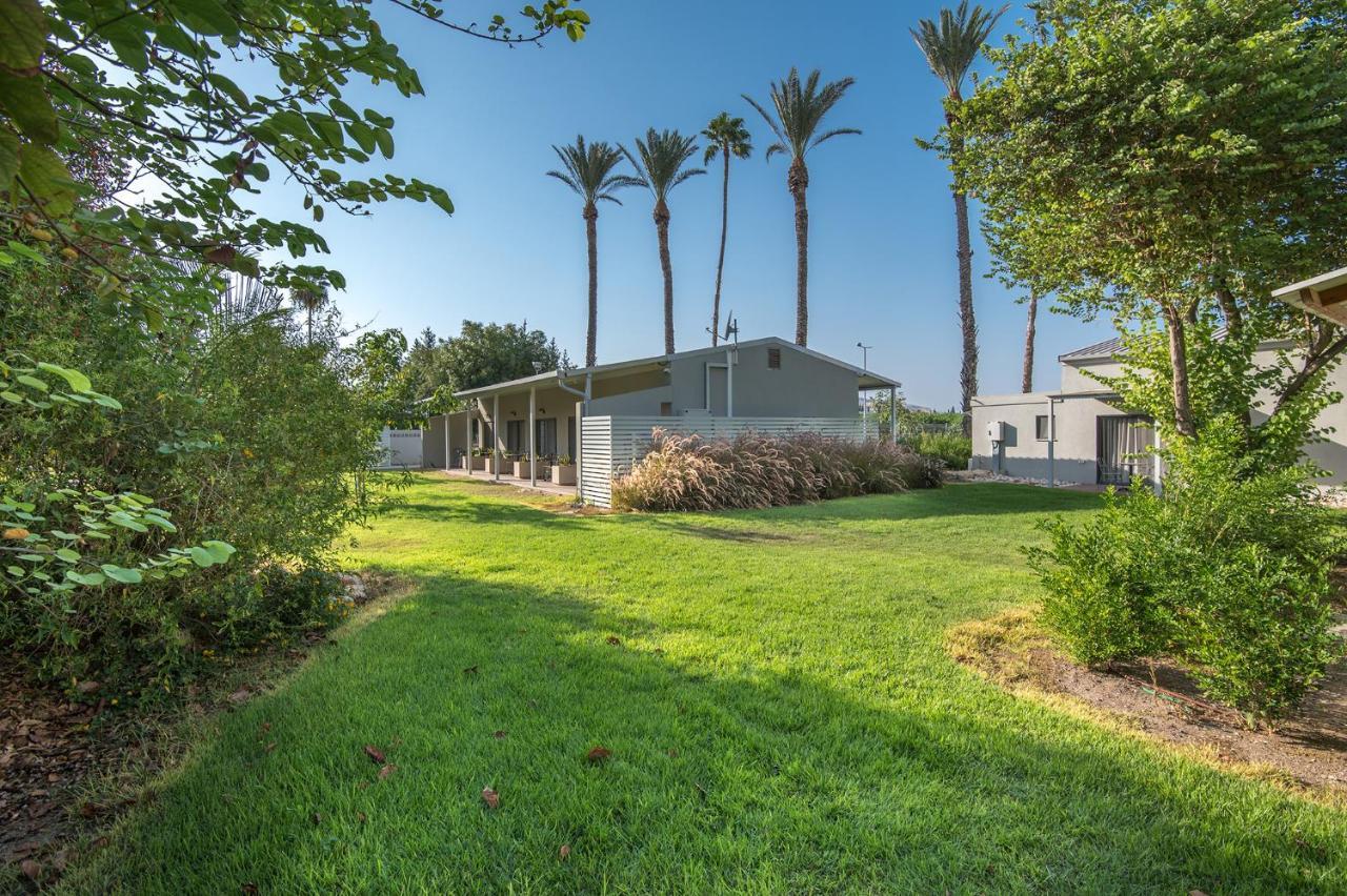 Degania Bet Kibbutz Country Lodging Kinneret Exterior photo