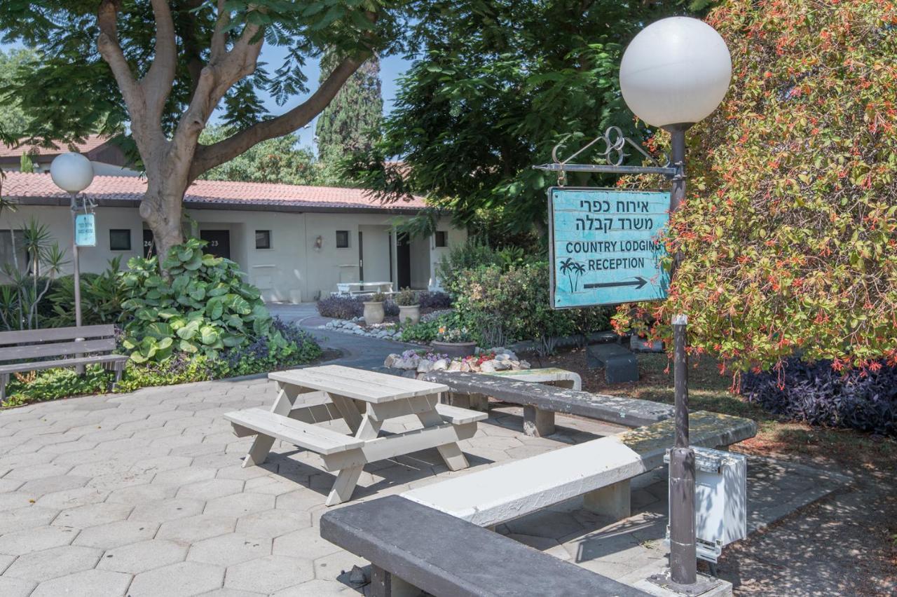 Degania Bet Kibbutz Country Lodging Kinneret Exterior photo