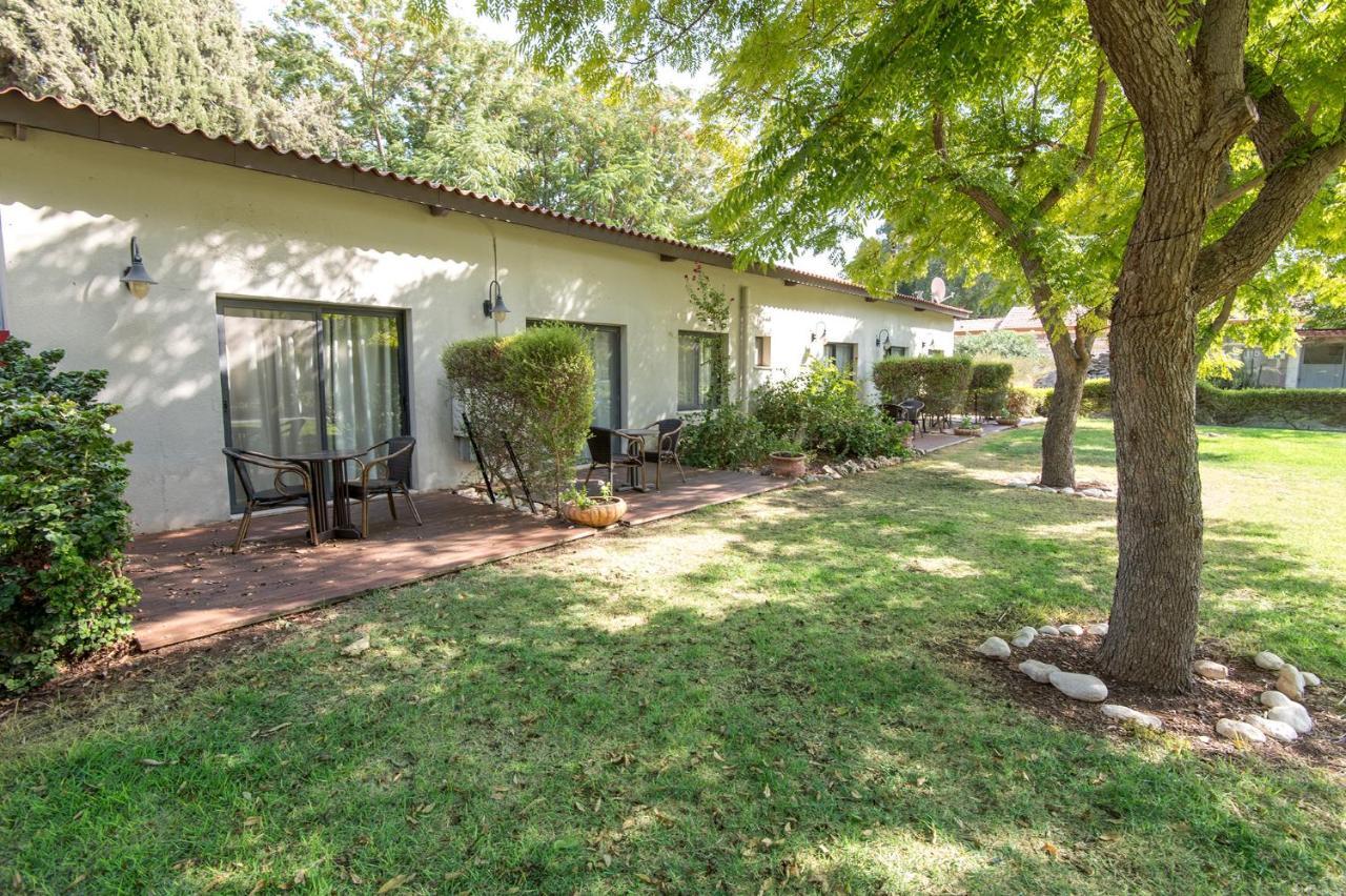 Degania Bet Kibbutz Country Lodging Kinneret Exterior photo