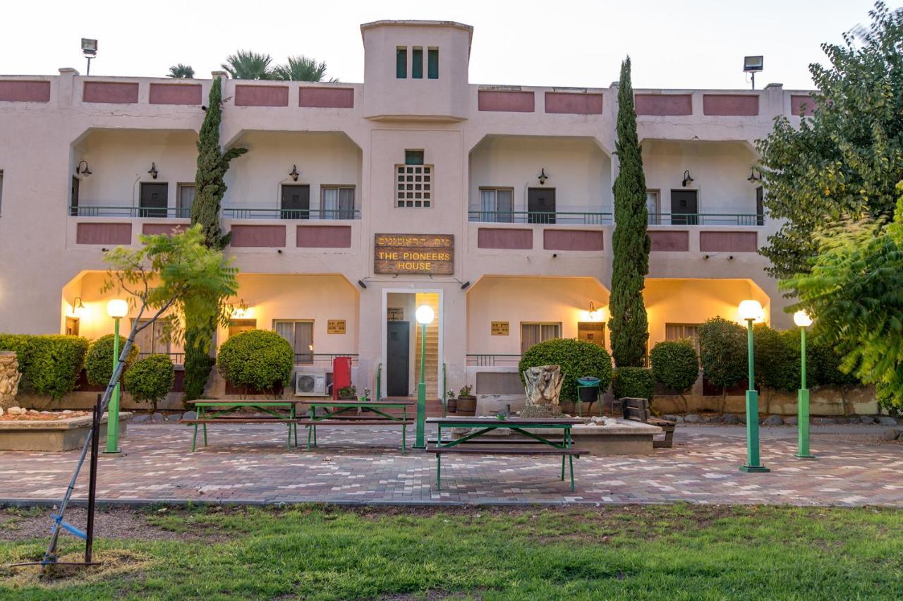 Degania Bet Kibbutz Country Lodging Kinneret Exterior photo
